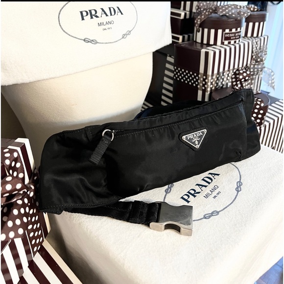 PRADA❤️❤️BUM BAG/WAIST BAG!💜CROSSBODY BAG!⭐️🎉 - Picture 8 of 16
